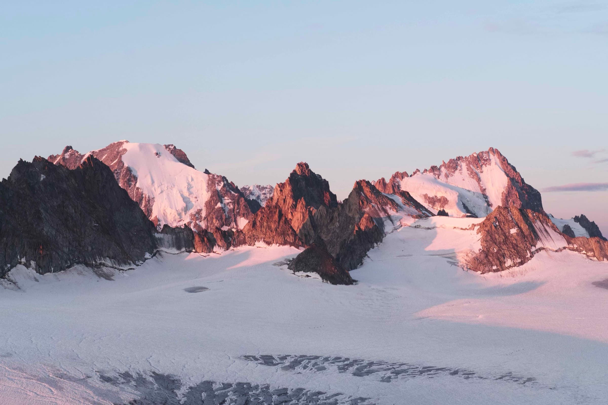Aiguilles Dorées, Massif du Mont Blanc